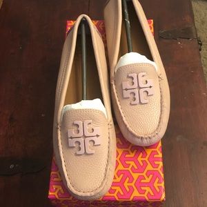 lowell 2 driver tory burch